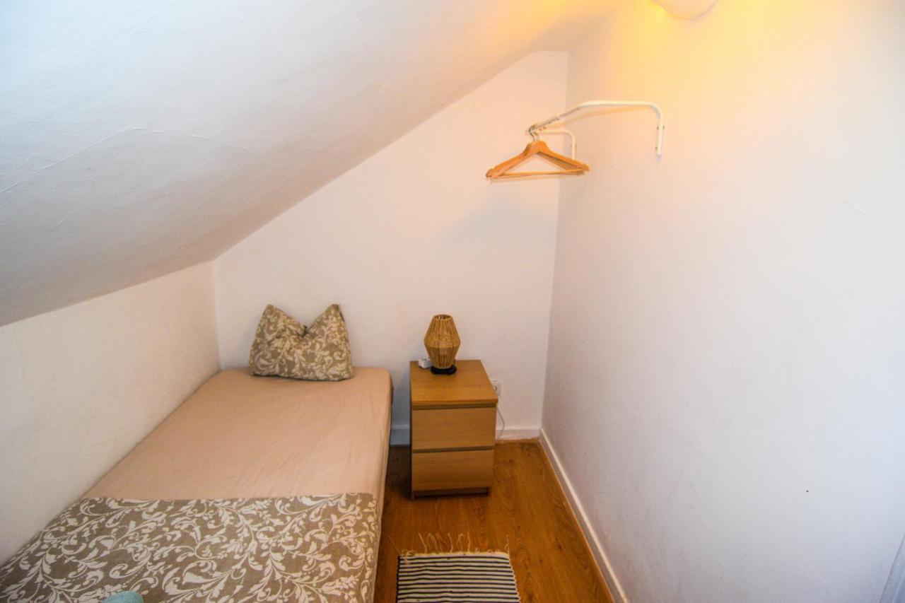 Santos Apartment In Central Lisbon With River View ภายนอก รูปภาพ