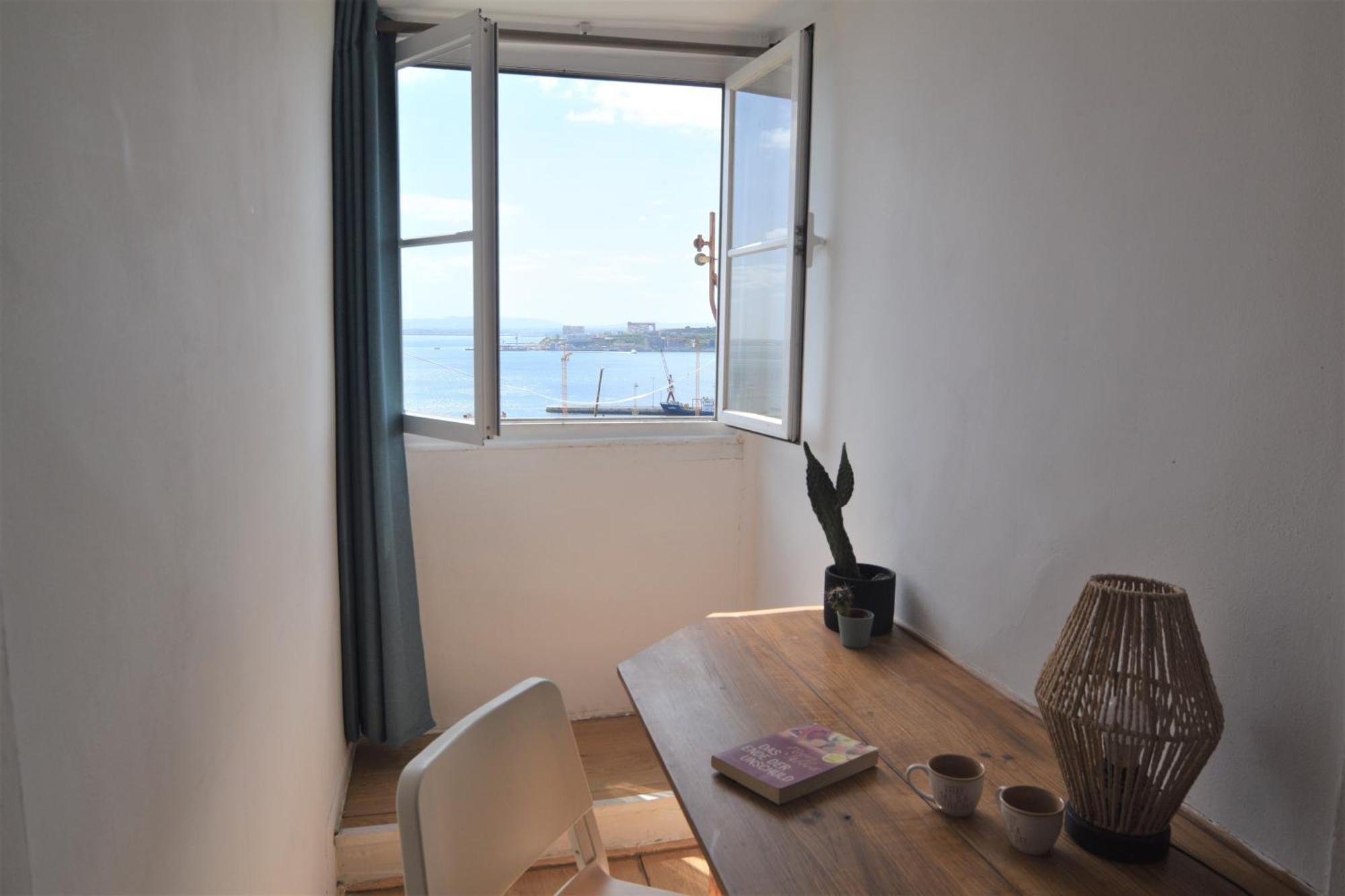 Santos Apartment In Central Lisbon With River View ภายนอก รูปภาพ