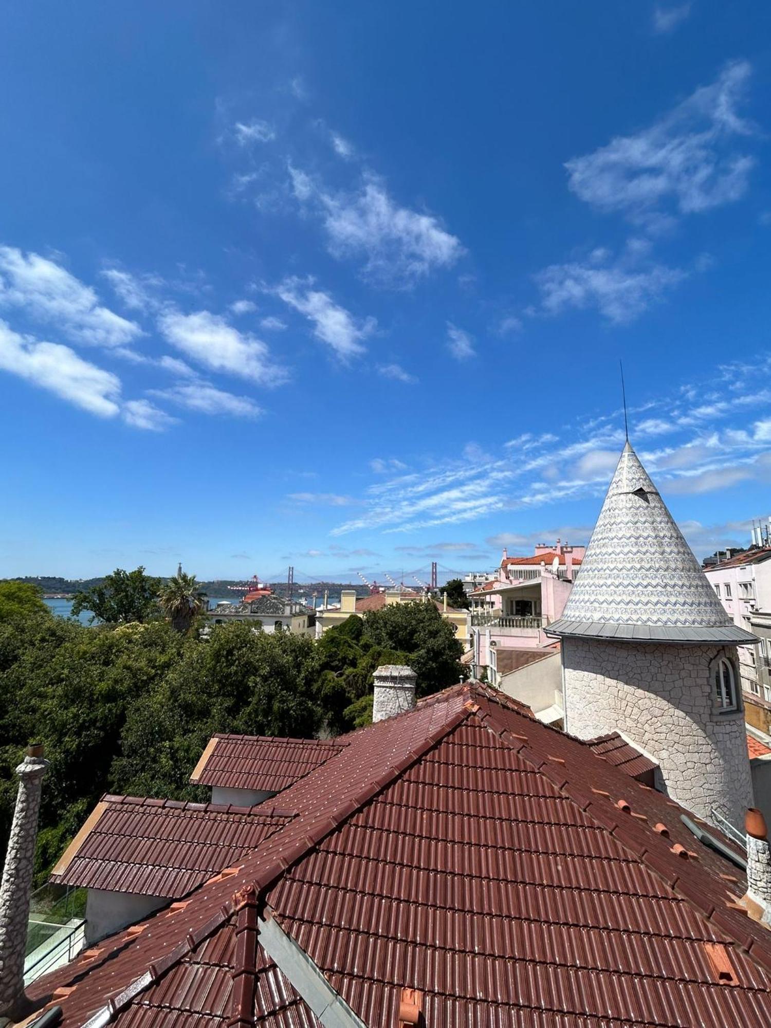Santos Apartment In Central Lisbon With River View ภายนอก รูปภาพ